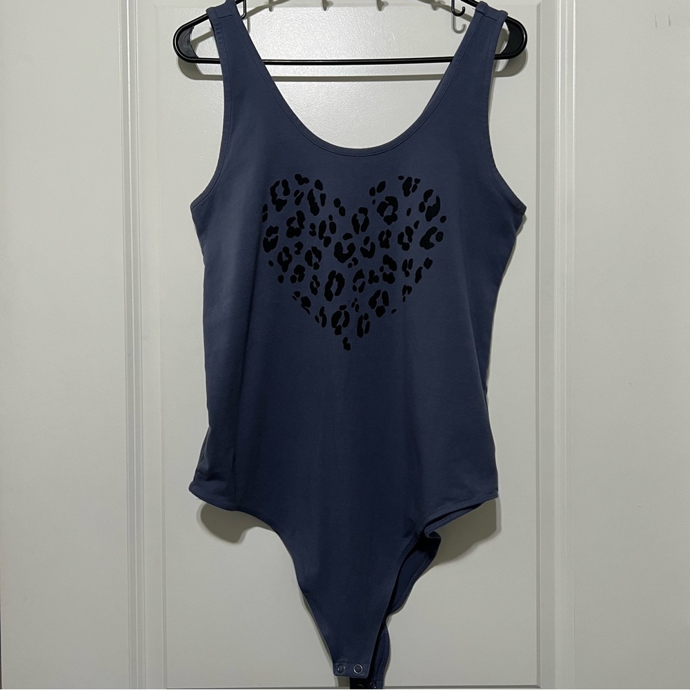 Torrid Bodysuit Black Leopard Heart Print Ladies Bodysuit Tank Purple/Black